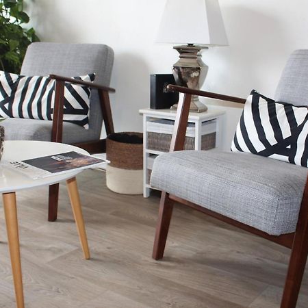 Le Clos Pichot - Studio Avec Balcon, Parking Prive - 5Mn Gare Chartres Eksteriør billede