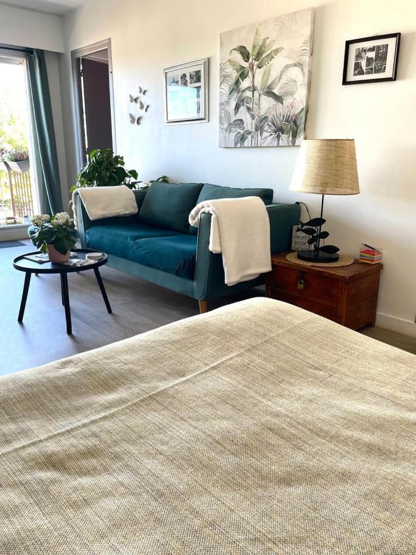 Le Clos Pichot - Studio Avec Balcon, Parking Prive - 5Mn Gare Chartres Eksteriør billede